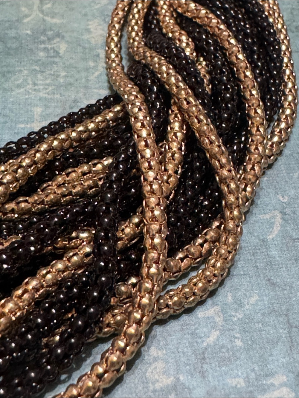 VINTAGE MULTI STRAND NECKLACE - Picture 4 of 9